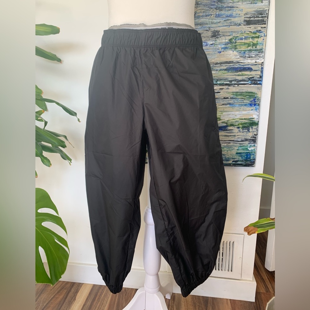 Crop Nike Nylon Pant